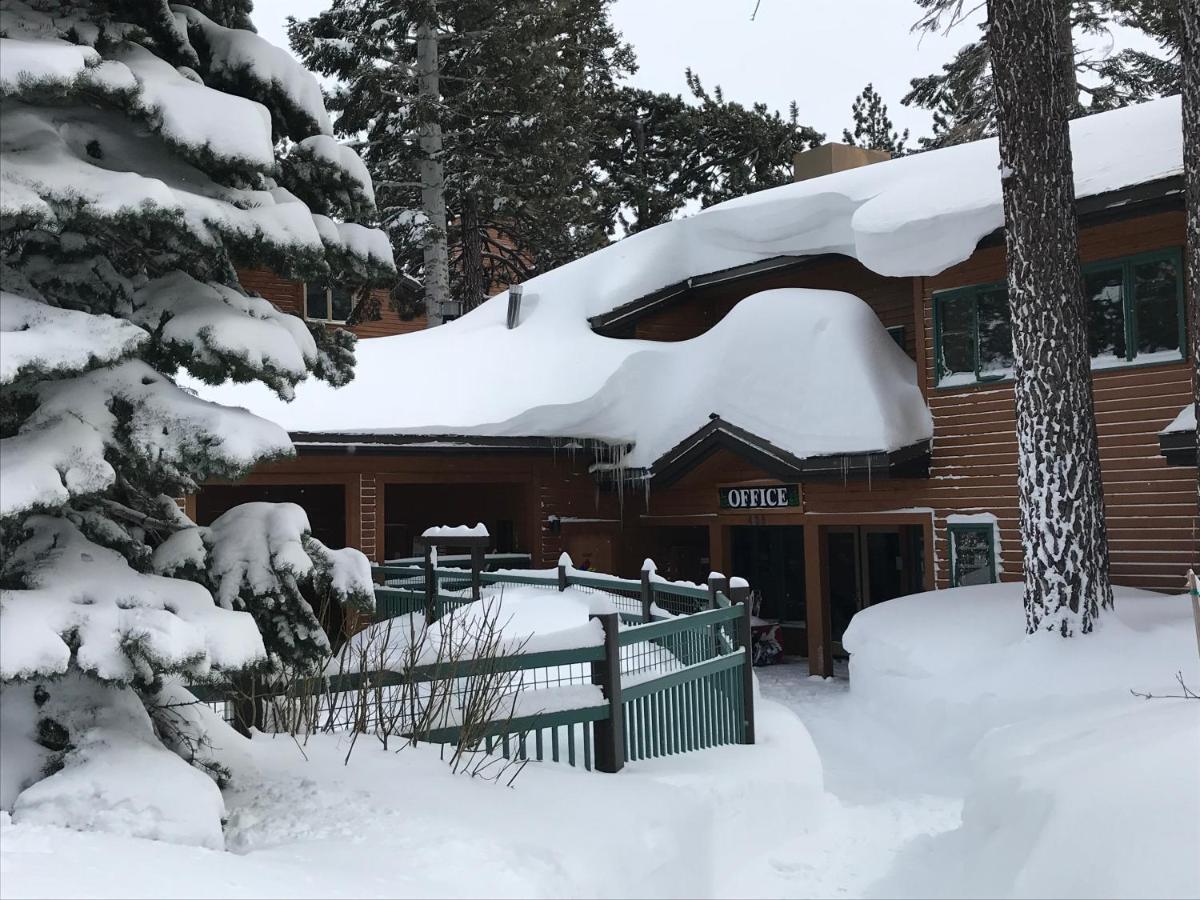 Mountainback #72, Corner Unit Mammoth Lakes